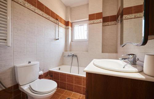 Olive Retreat - Photo 11