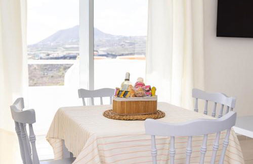 Oasis Tenerife Rentals con Piscina climatizada, Cocina exterior y Barbacoa - Foto 14