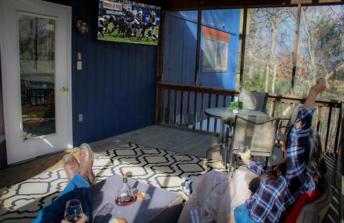 Resort Getaway - Golf, BMX trail, Hot Tub & Arcade! - Foto 68