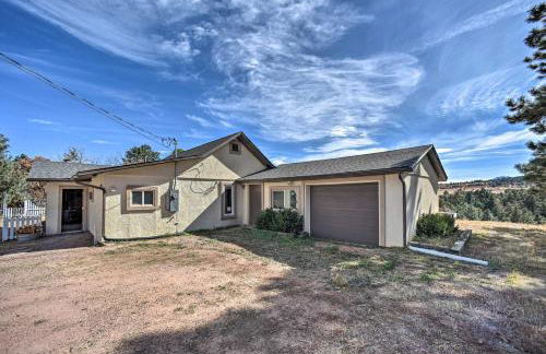 Walkable Palmer Lake Home with Deck and View! - Foto 18