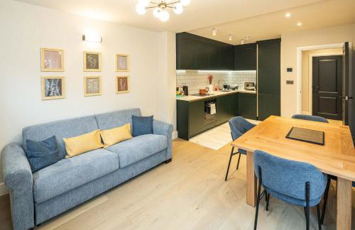 2BR Garden Flat Near Richmond & Stadium - Foto 1