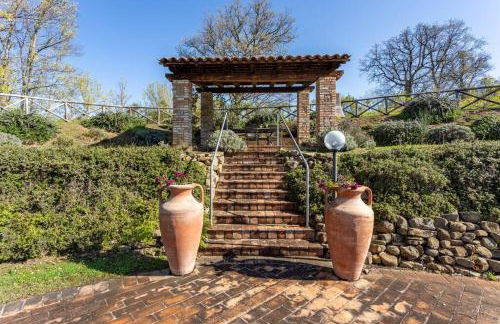 Luxury Villa with Pool, Stunning Location - Foto 29