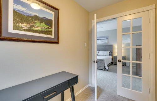 Modern Woodlands Townhome with Spacious Yard and Patio - Photo 18