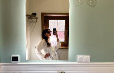 Zloty, a Skromny - ogrodzony domek z jacuzzi i widokiem na jezioro - Foto 17