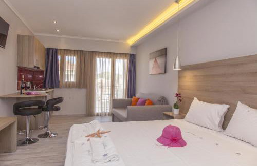 Aggelos Apartments & Deluxe Studios - Photo 30