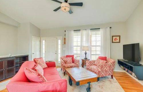 Private Deck and Views Rural Virginia Escape - Foto 4