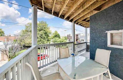 Modern Cozy Huge Balcony in Heart of Passyunk - Foto 16