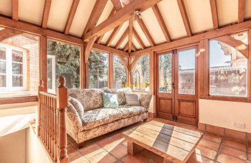 Chestnut Cottage - Stunning Countryside Views! PARKING, 4 BED, 3 BATHROOMS - By Tempstay - Foto 9