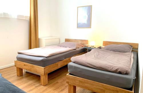 Alles komplett - 2 Schlafzimmer, große Küche, Bad - Photo 19