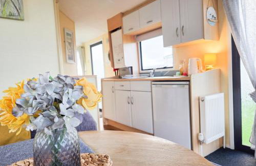 Ocean Breeze - Photo 7