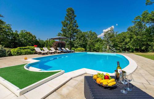 Holiday house with swimming pool - Photo 6