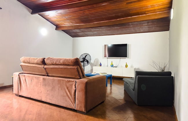 Casa espaçosa na Granja Viana - Foto 12