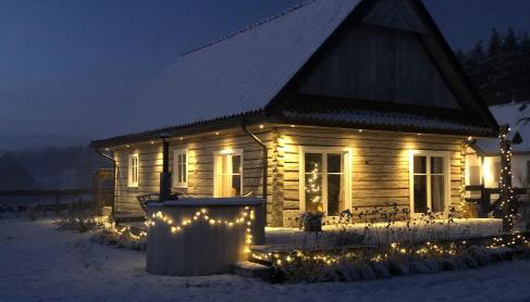 Dom z Bieszczad na Kaszubach - całoroczny dom z balią ogrodową - Foto 2