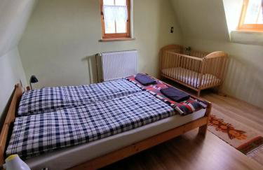 Ludwikówka pod Luboniem, stu-letni domek w górach - Foto 17