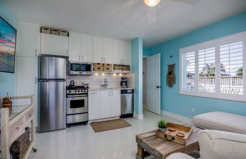 Castaway Cottage paradise at the beach! - Foto 12