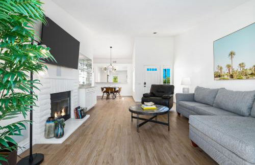 Desert Escape - Renovated, Steps from Pool - Foto 15