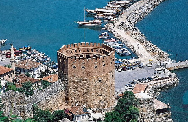 "Stadtrundfahrt Alanya: Komplettes Ganztagesabenteuer von der Seite!" - Foto 2
