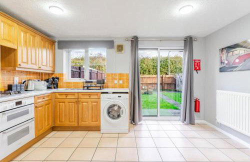 Modern Three Bedroom House Free parking wifi - Foto 23