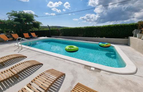 Casa Luana - Photo 1