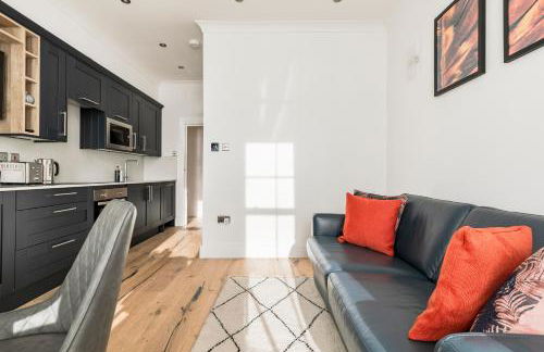 Modern aptmt, 2 Stops to Central London, Smart lock, Netflix - Foto 15