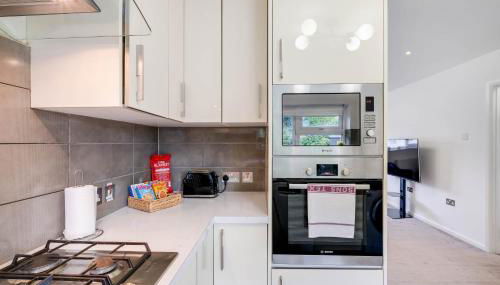 Hanwell 2 bedroom Maisonette by 360Stays - Foto 4