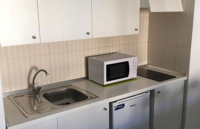 Sol y Mar Apartments - Photo 13