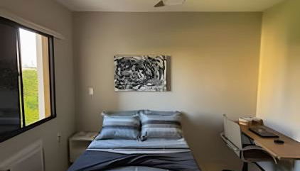 2 quartos, ar condicionado e pertinho do centro - Foto 2