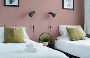 The Pavilion - Stunning, 4 Bedroom House with Free Parking - Foto 17