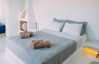 Mykonos Supreme Comfort Suites & Villas - Photo 22