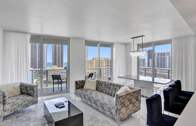 Luxury Condo at Beach Walk Resort - Foto 14