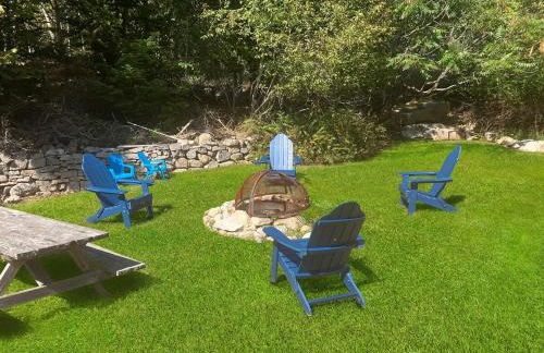 Updated 1900s Home with Fire Pit - Pet Friendly - Foto 2