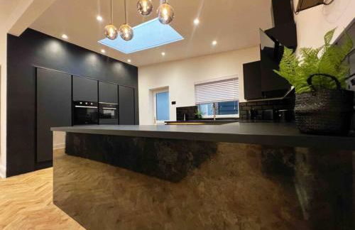 The Baglan Bungalow M4 Access in 1 min - Photo 11