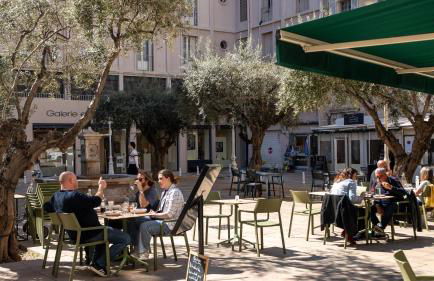 Escapade entre ville et mer, terrasse ensoleillée - Foto 17