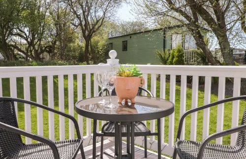 The Maples - Photo 17