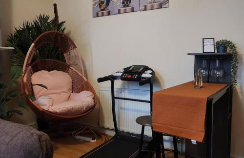 Glams Victoria apartment - Photo 41