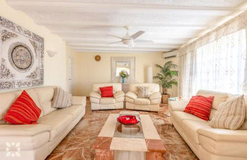 Villa Isabel by Abahana Villas - Foto 12