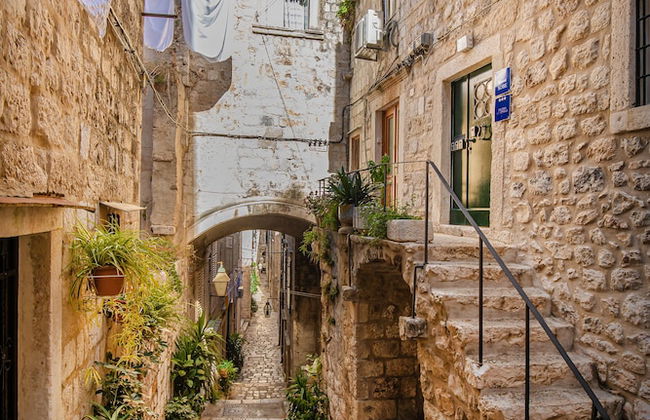 Rafael rooms and apartments by DuHomes - Photo 1