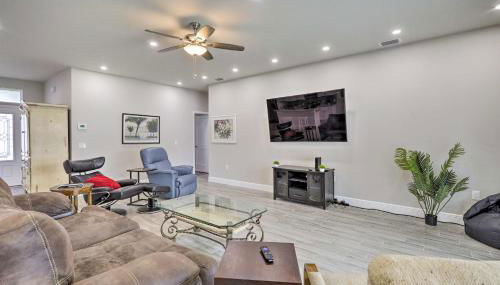 Palm Bay Home with Patio and Yard - 12 Mi to Beach! - Foto 4