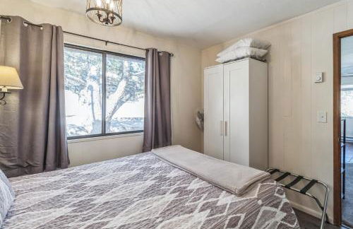 Cozy Cabin Retreat with Scenic Views cabin - Foto 18