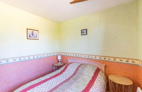 Charming Home with Orchard - Foto 21