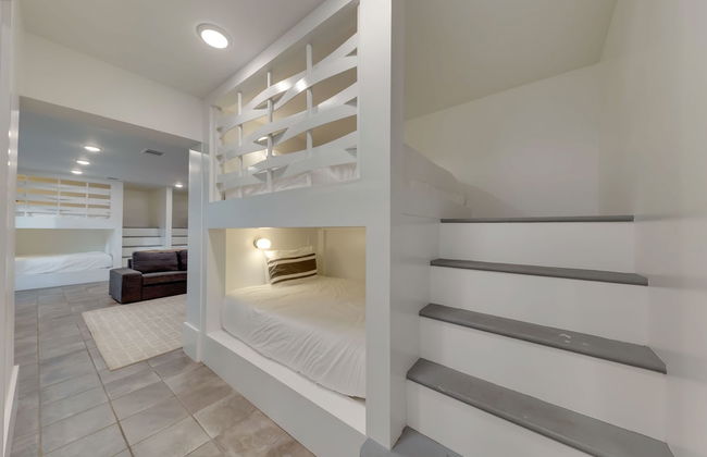 Beach House 2 on Lake LBJ - Sleeps 24 - Foto 3