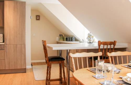 Springfield House - Photo 10