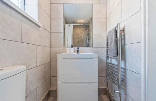 3 Bedroom Bungalow, Van & Car Parking, WIFI, Sleeps 6 - Foto 13