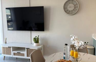 Elegant 1 Bed with free parking - Foto 10