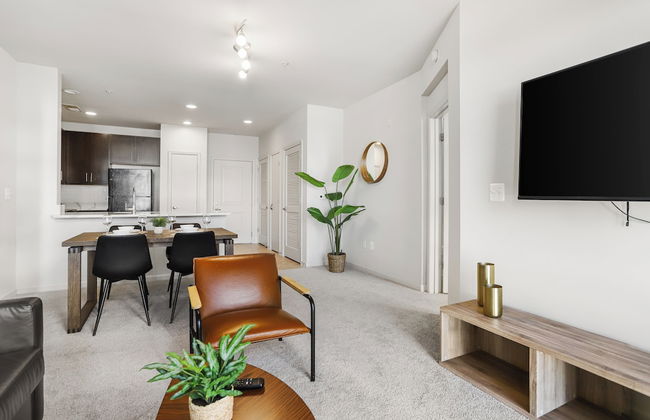 DC Charm in Crystal Apartments - Foto 60