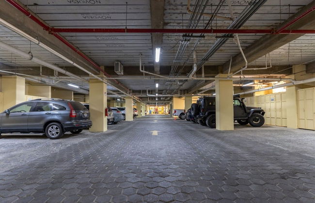 Enjoy Your Stay at a Luxury 3 Bedroom Condo With Stunning Lake Views - Foto 26