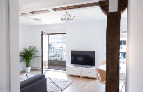 Next city center San Sebastian Bus & Train Station Free wifi - Foto 4