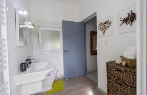 Villa Las Catedrales - Frente a la playa - Amplio jardín - Piscina - Foto 38