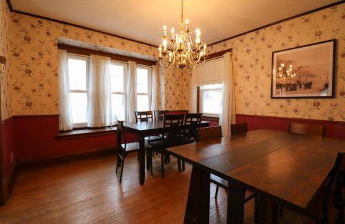 Spacious 6-bedroom house in charming Niagara Falls with AC - Foto 21