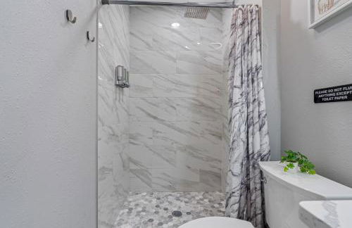 Breathtaking & Renovated Tampa Heated Pool House - Foto 45